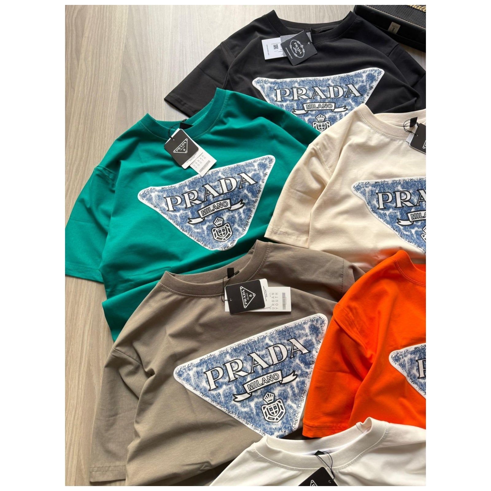 PRADA TSHIRT