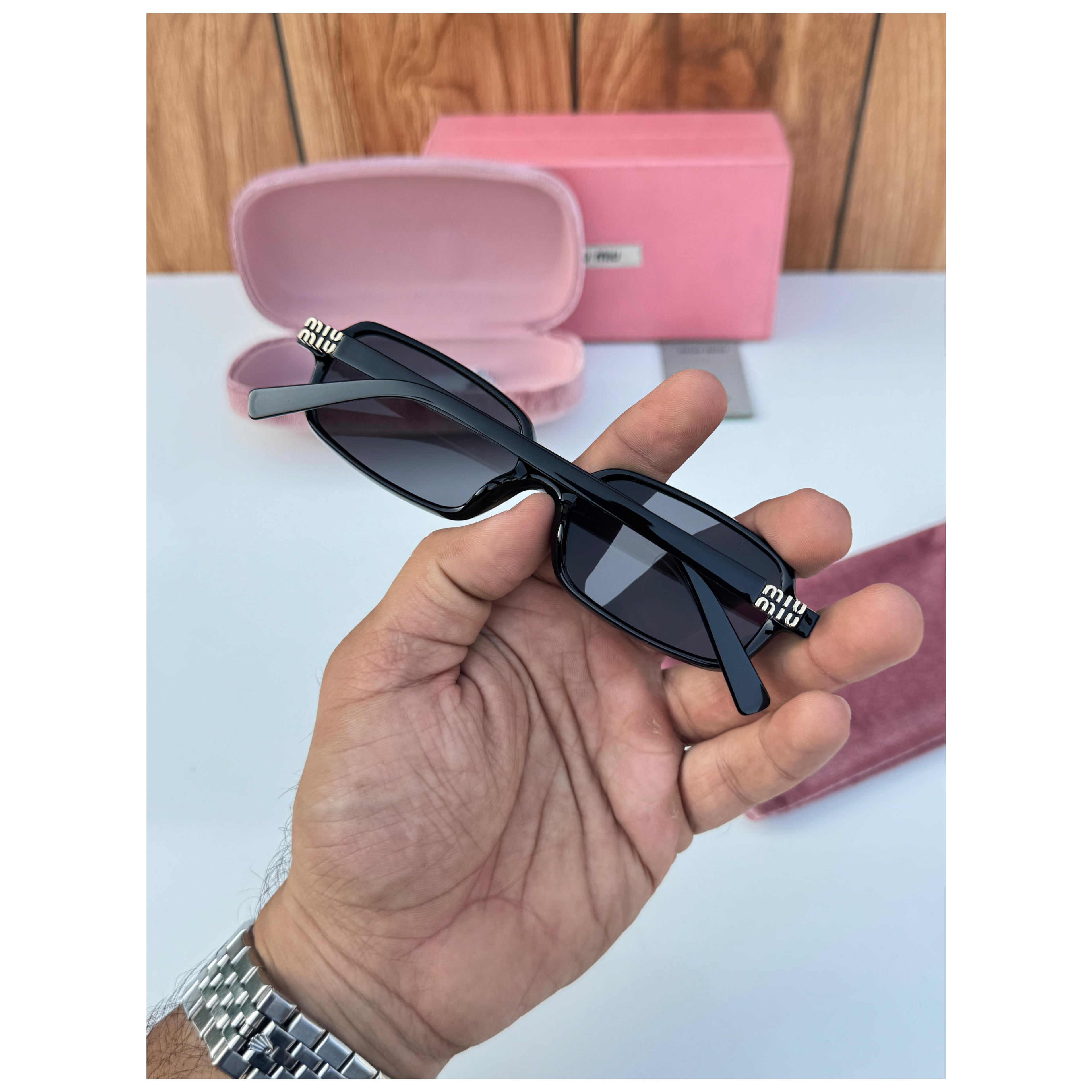 MIU MIU SUNGLASSES