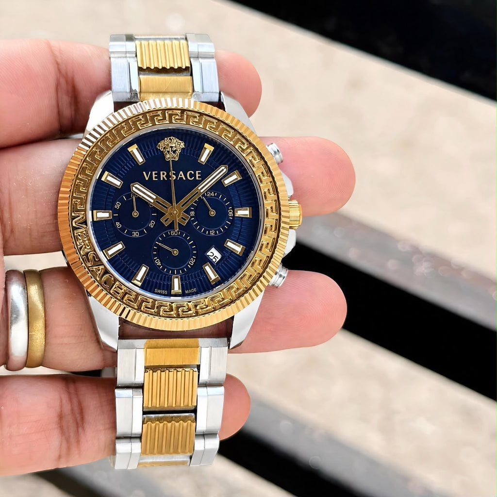 Versace Greca Action