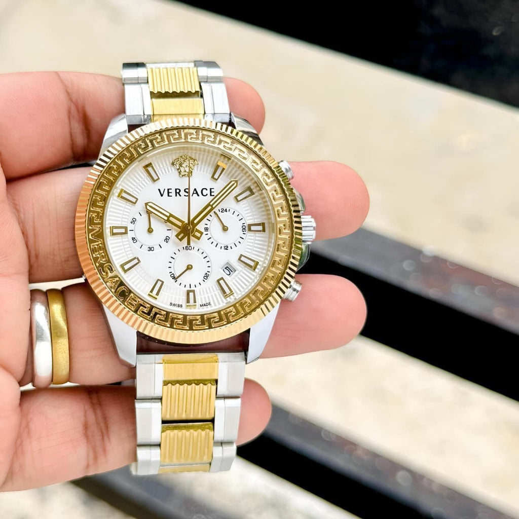 Versace Greca Action