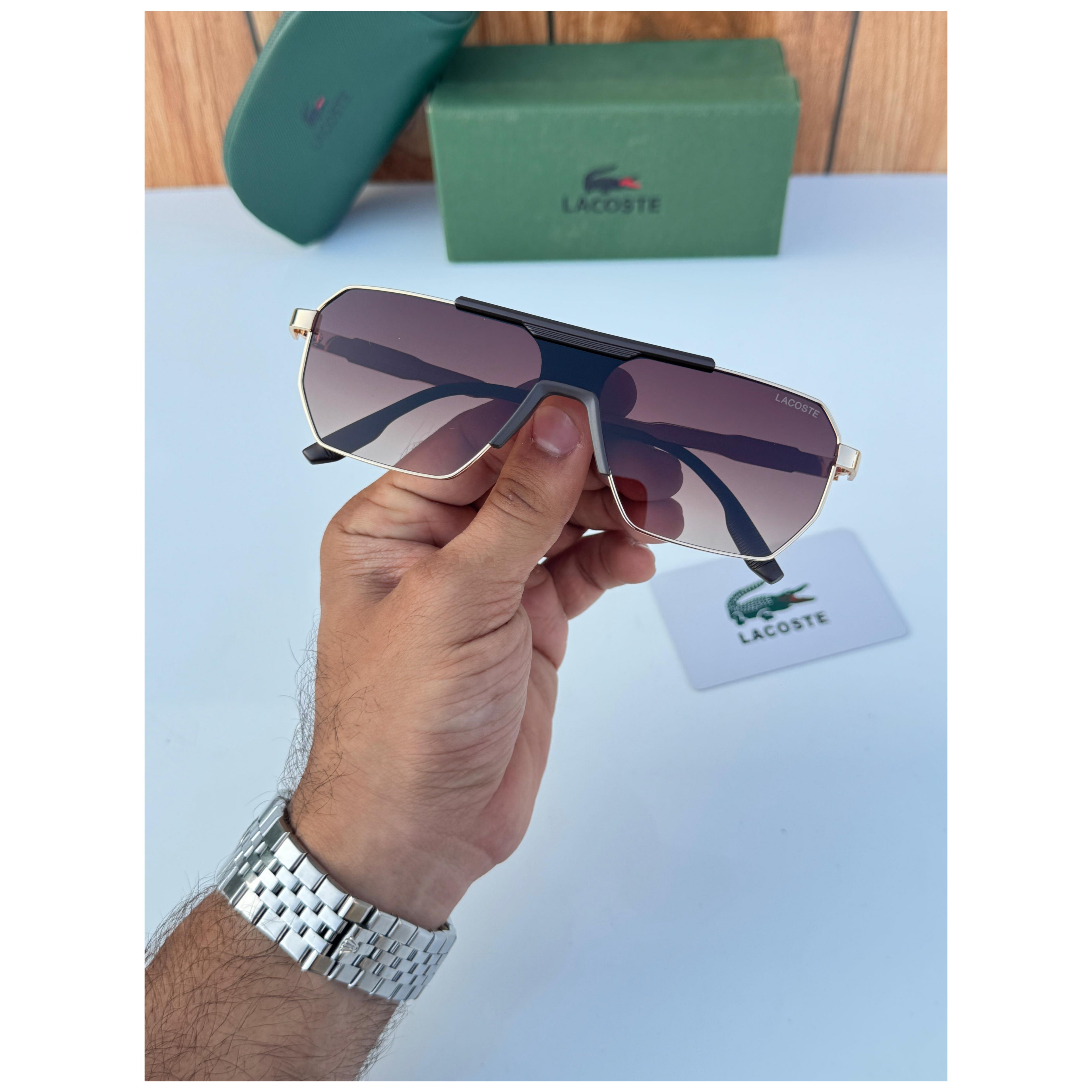 Lacoste Q96